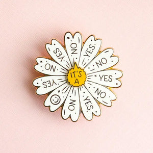 Spinning Daisy Enamel Pin, Interactive Pin, Spinning Pin