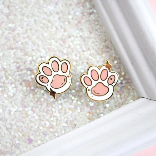 Toe Beans Enamel Pin