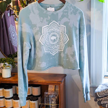 Bleach Dyed Buffalo Mandala Seafoam Crop Sweatshirt (size 2XL)